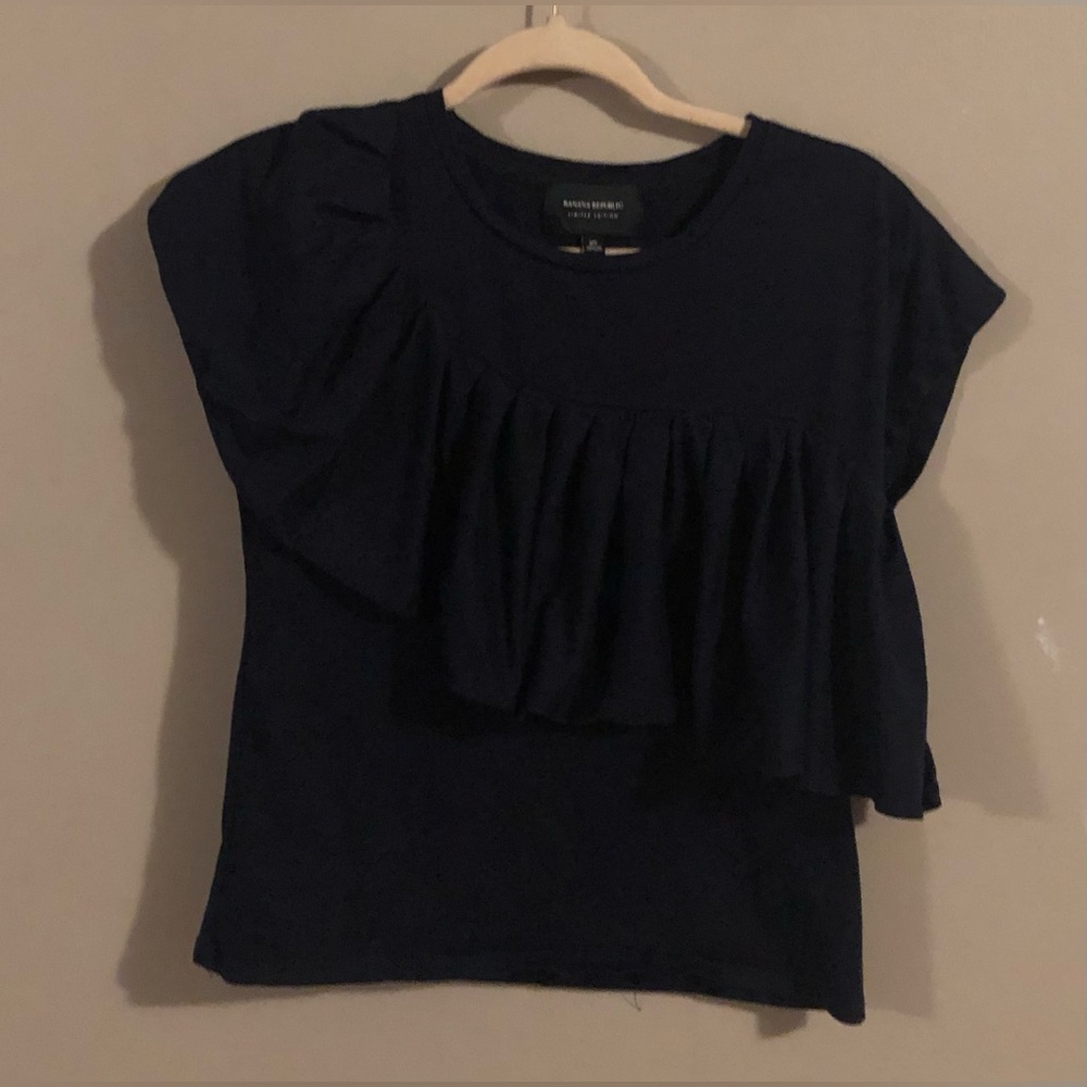 $6💙Bundled Banana Republic Shirt